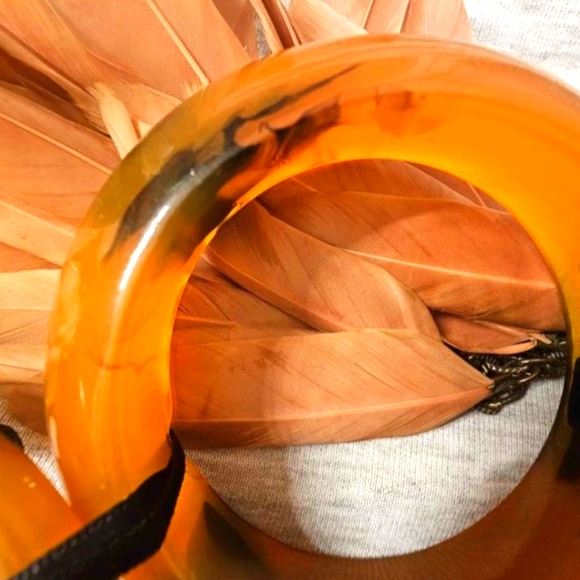 8-piece Boho Collection-Vintage Leopard🐆Lucite Faux Bracelets🐾💫Plus more! - Picture 5 of 10